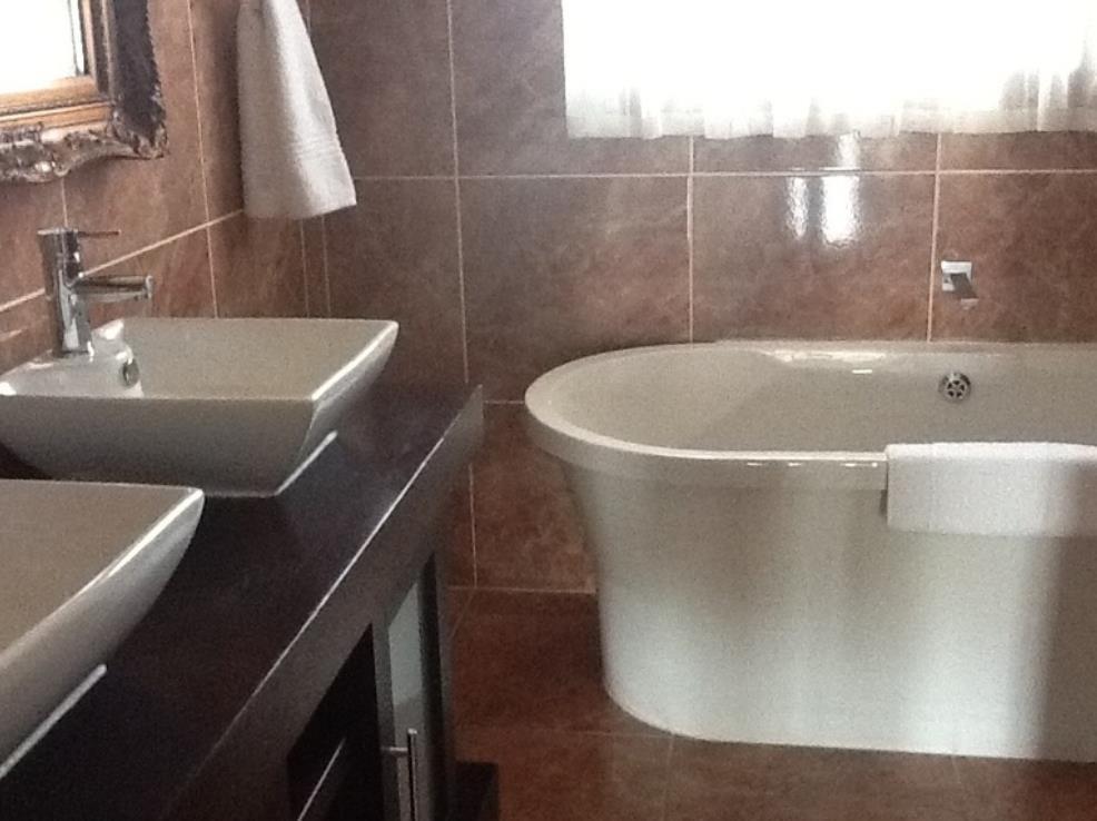Bella Casa Guesthouse Johannesburg Bagian luar foto