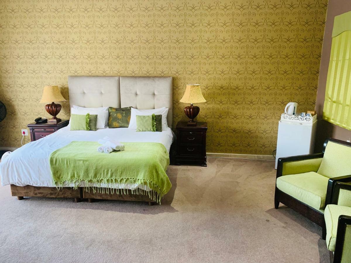 Bella Casa Guesthouse Johannesburg Bagian luar foto