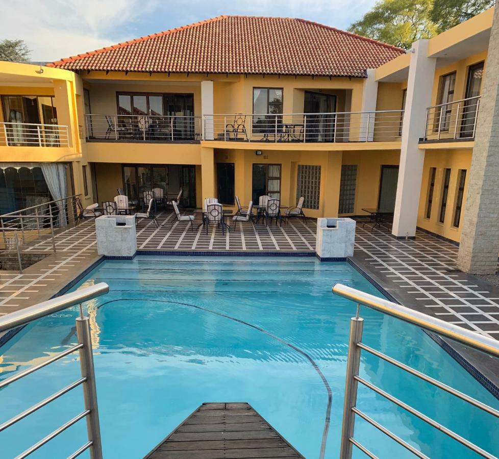 Bella Casa Guesthouse Johannesburg Bagian luar foto